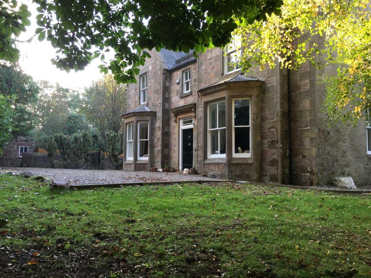 The Old Manse B&B Dufftown Exteriér fotografie